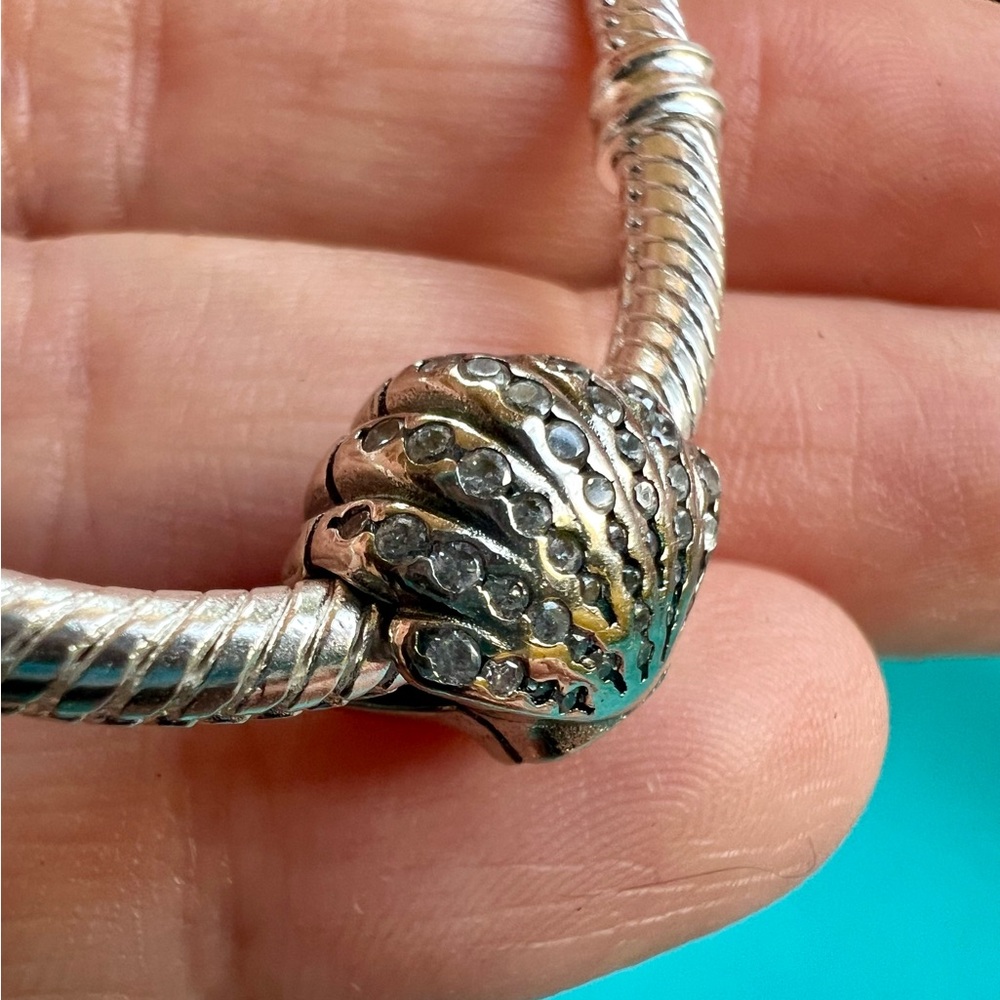 Seashell Charm - Picture 7 of 12